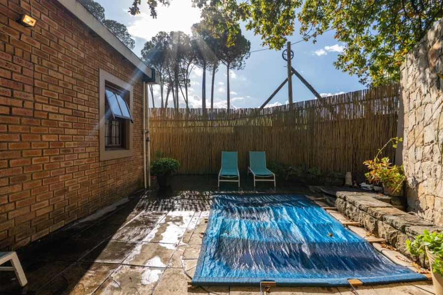 7 Bedroom Property for Sale in Cloetesville Western Cape